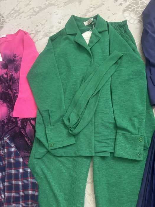 Недорого. НОВАЯ женская одежда