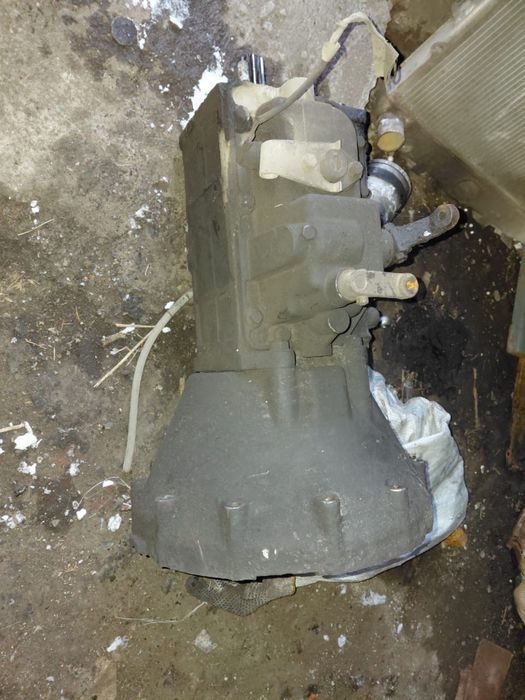 Skoda Oktavia / УАЗ 452