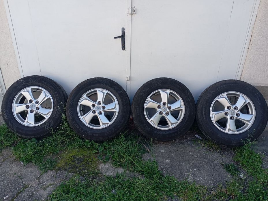Оригинални Джанти Hyundai 16"с нови летни гуми
