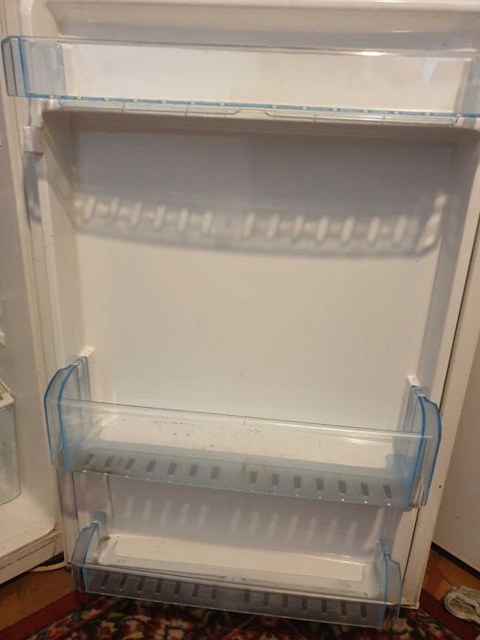 Продава се хладилник Beko RDM 6126 - много запазен