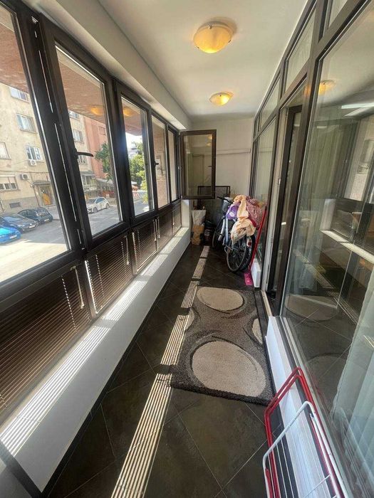 Продава се Тристаен апартамент в Бургас, Сарафово - 110 кв.м за 2273 €/кв.м - Снимка #3