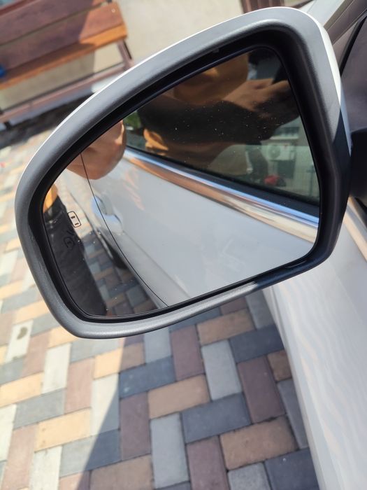 Vând Ford focus , proprietar de 5 ani, mai multe detalii la telefon
