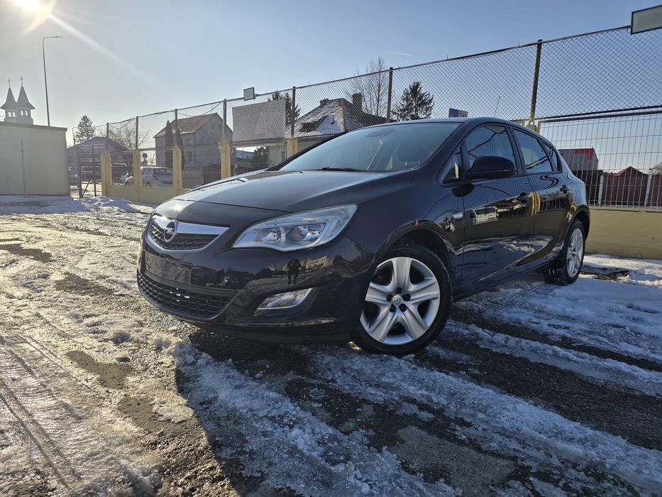 Opel Astra J 1.4 Enjoy