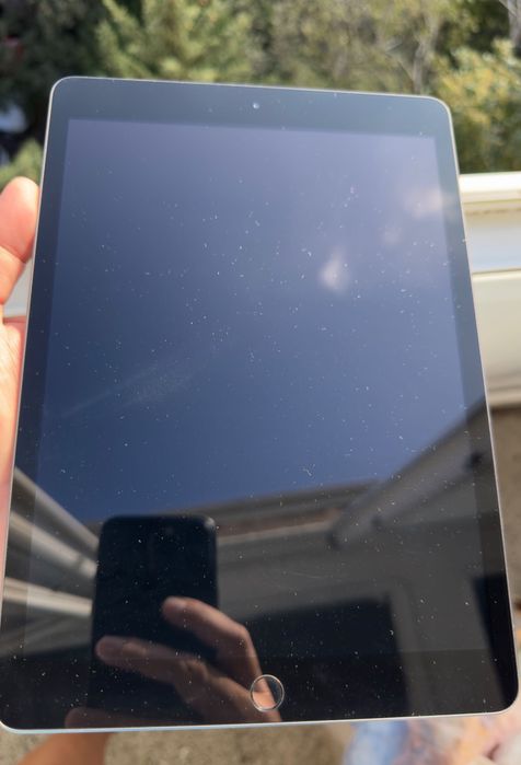 Apple iPad 8th Gen (A2270), 10.2" 32GB