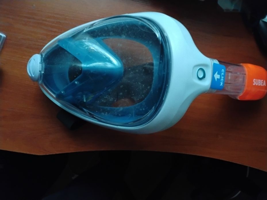 Маска за плуване с шнорхел