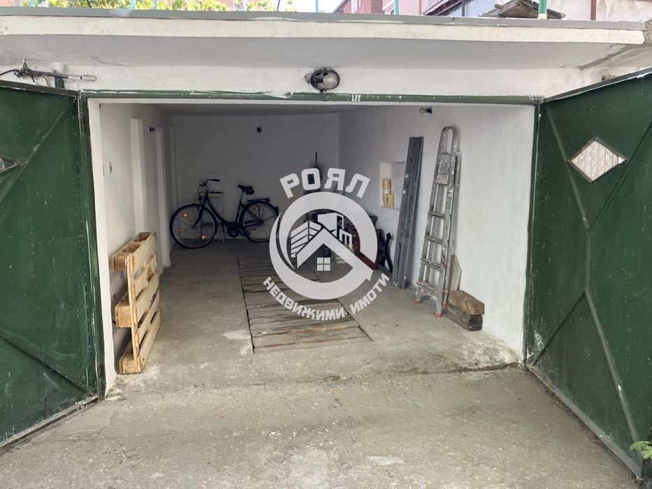 Дава се под наем Гараж / Паркомясто в Пловдив, Христо Смирненски - 18 кв.м за 76.5 € - Снимка #1