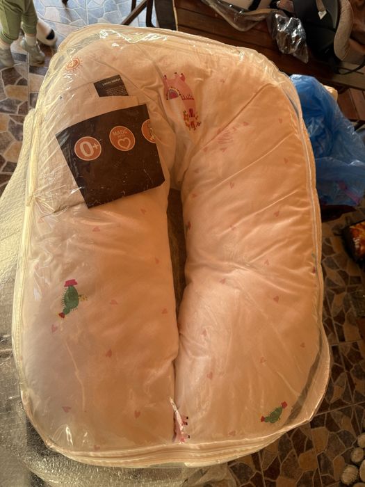 Бебешко гнездо бяла на цвят