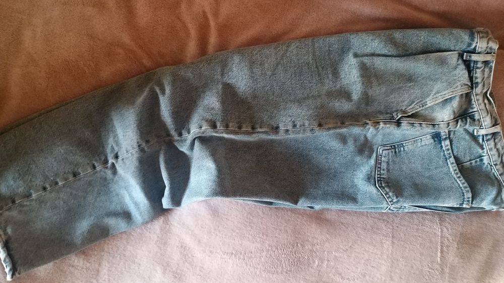 Нов черен елегантен панталон с колан , и дънки уникални Mango