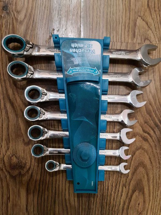 Продам набор ключей Gross