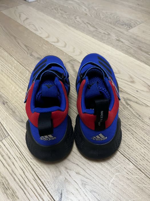 Pantofi sport Adidas colectia Marvel - Captain America