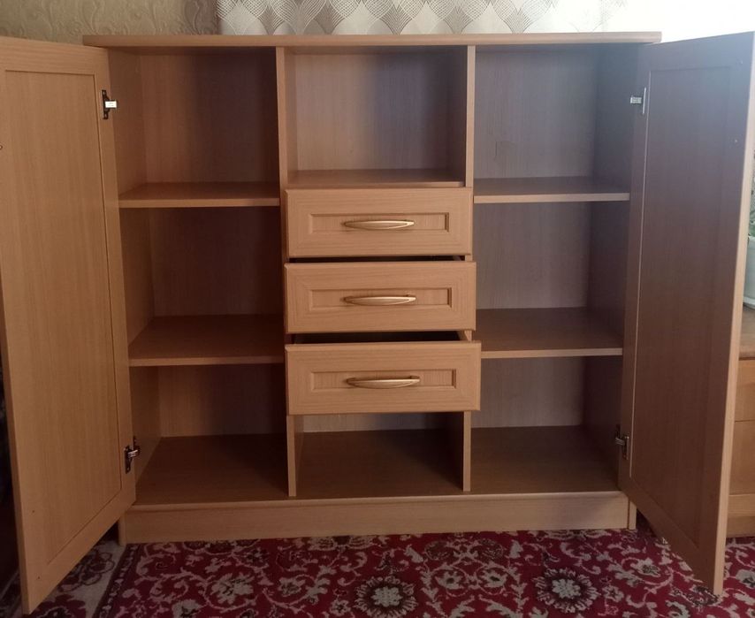 Продам тумбу-комод