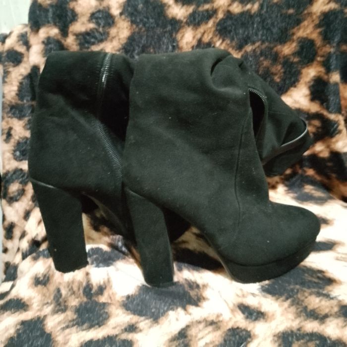 Продается обувь, срочно