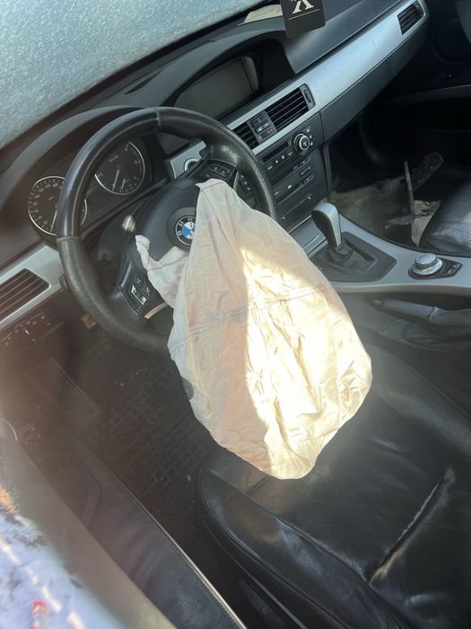 BMW E90 320 D , БМВ 163кс На Части !!!