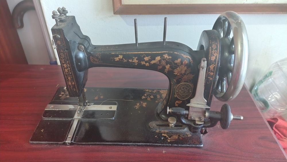 Mașina de cusut singer