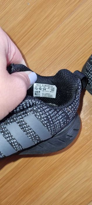 Vand pantofi sport copii, Adidas Swift Run 22, negru, masura 24