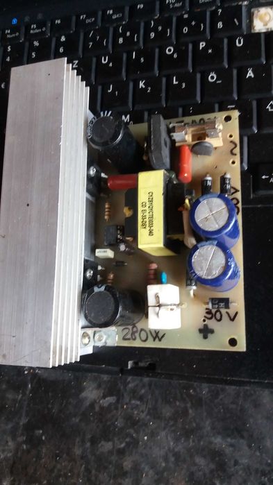 Sursa in comutatie SMPS 280W . 2x30V . 5 Amperi.