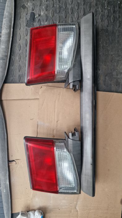 Продам задние фонари Nissan primera p11