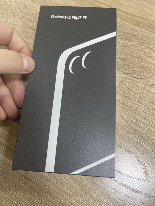 Galaxy Z Flip7 FE