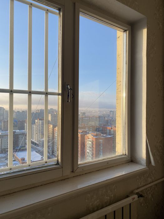 Отдам за вкусняшку деревянные рамы со стеклопакетами, самовывоз