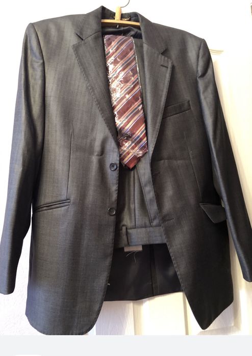 Продам костюм мужской, классический, двойка, б/у