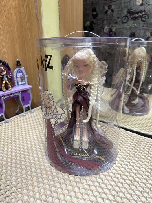 Продам куклу Братц!