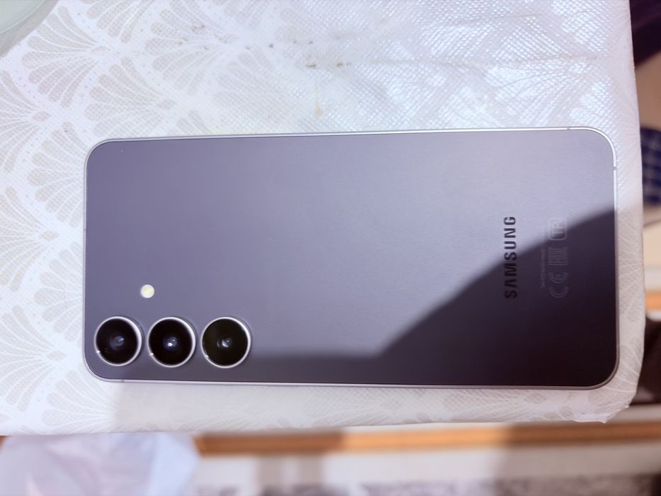 Samsung S25 FE, в идеальном состоянии