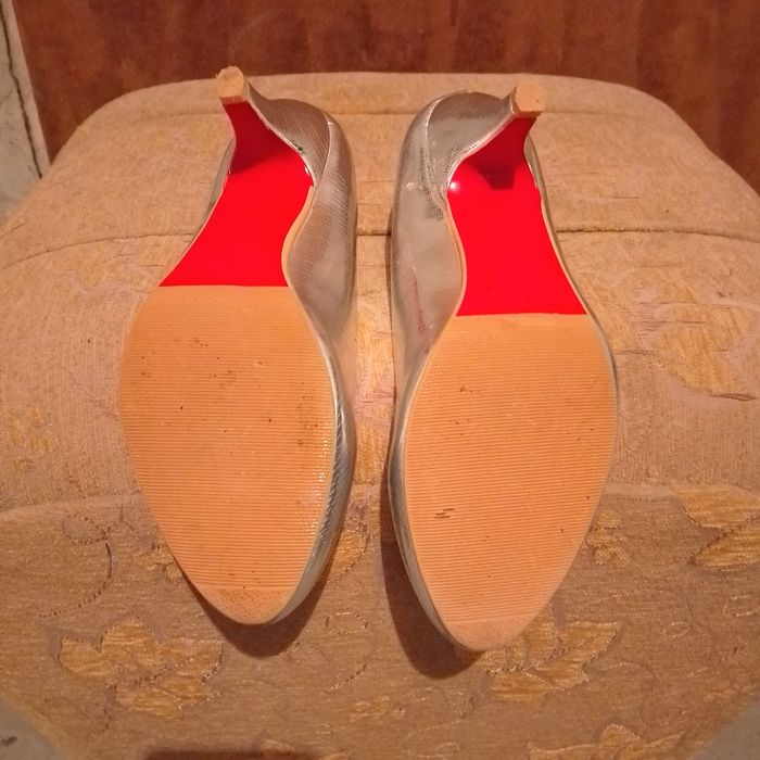 Парти  ,бляскави обувки