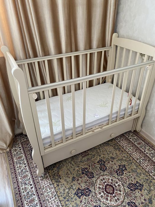 Продам кроватку