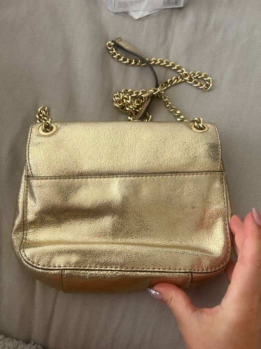 Оригинална кожена чанта Michael kors