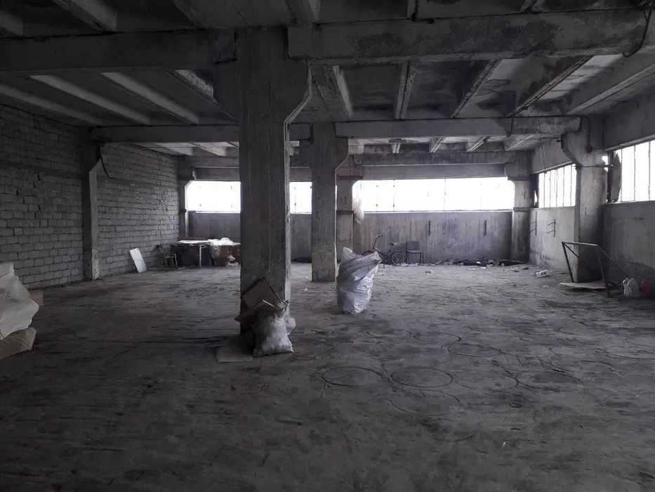 ХХХ Сдаётся складские помещения Янгиабад базар  45000 сум