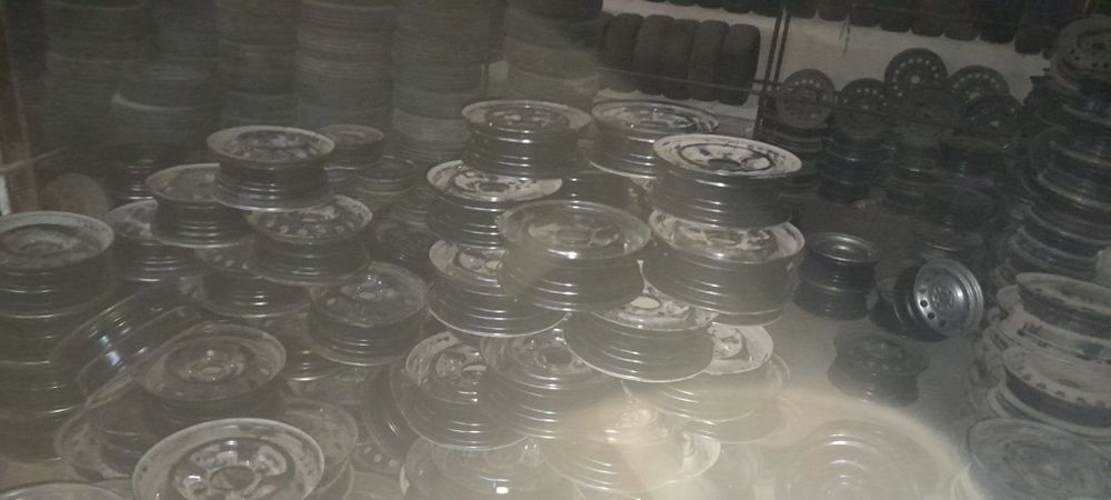 Damas diskalar bor 1000km yurmagan salondan kelgan yechilgan