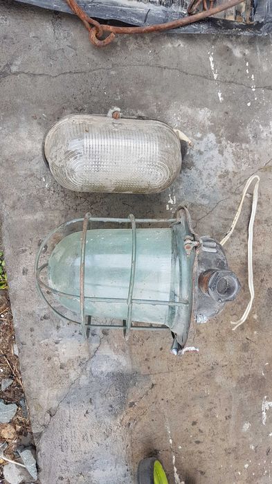 Продам светильники для базы