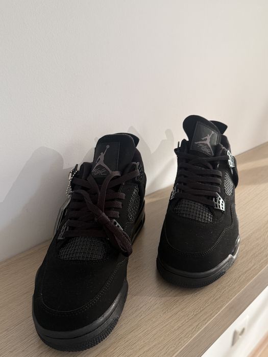Jordan 4 Black Cat