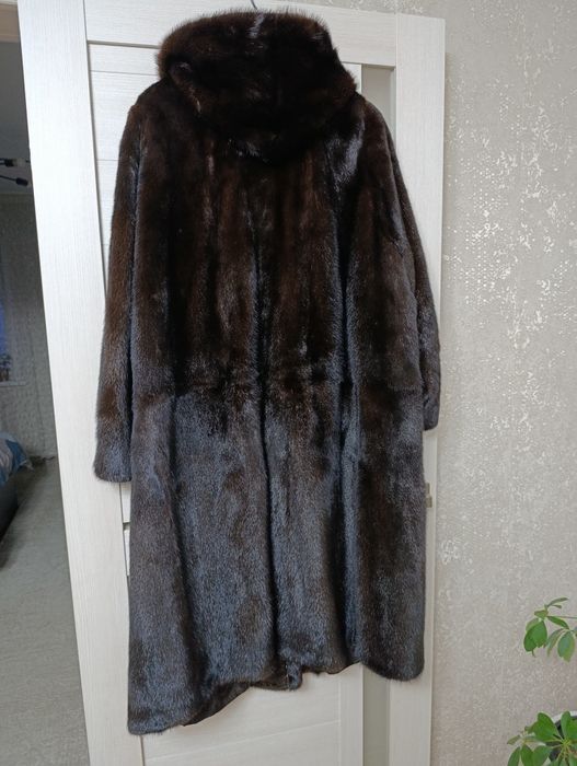Продам шубу норки размер 60-62