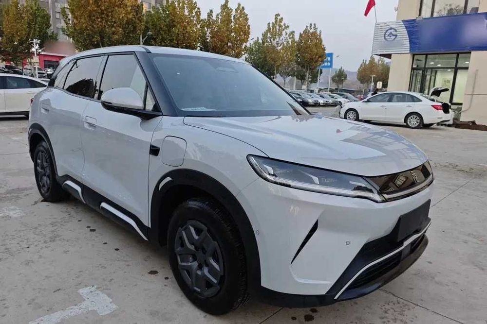 Byd yuan up smart drive pod zakaz