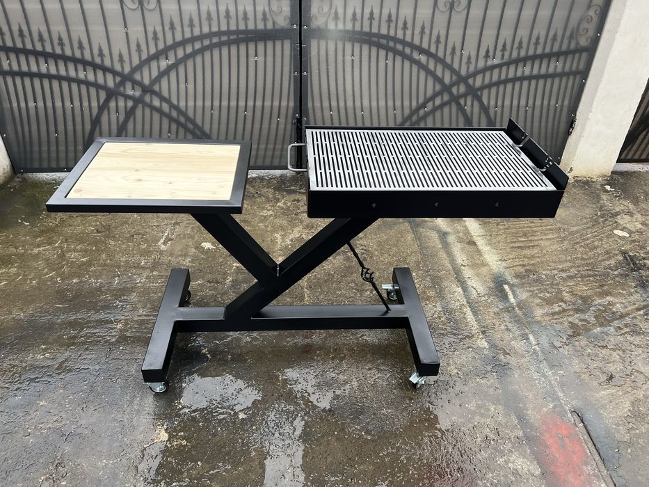 Gratar Metalic Din Tabla De 5mm si picior metalic din teava de 80/80