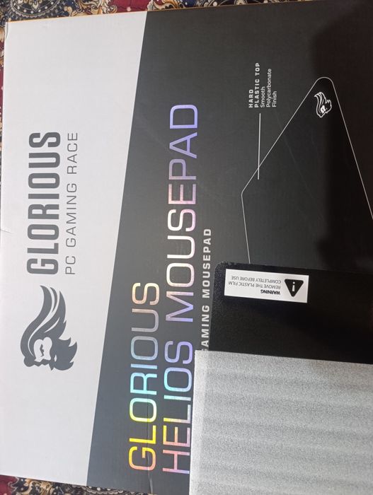 Glorious helios mousepad.