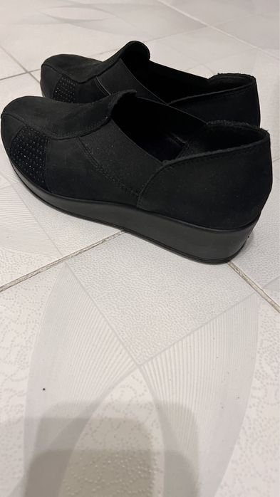 Женская обувь