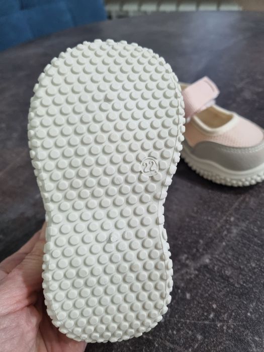 Кроссовки летние для девочки