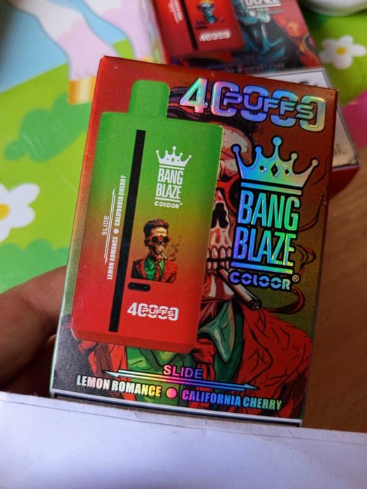 BANG BLAZE 40.000k PUFFS - Modele SLIDE cu 2 arome intr-un singur vape!