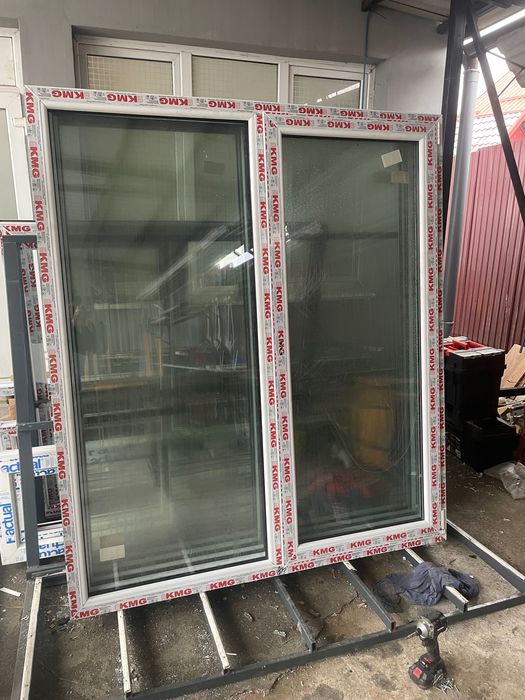 Geamuri 4 camere KMG noi