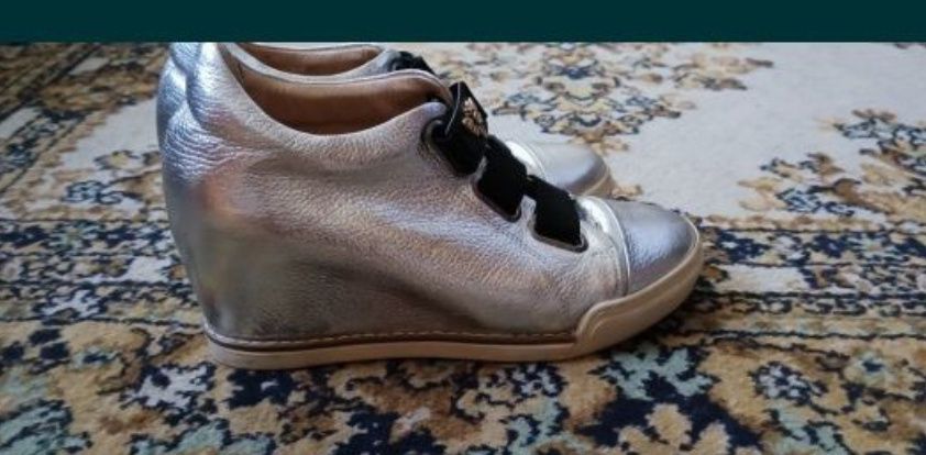 Обувь женская демисезонные туфли