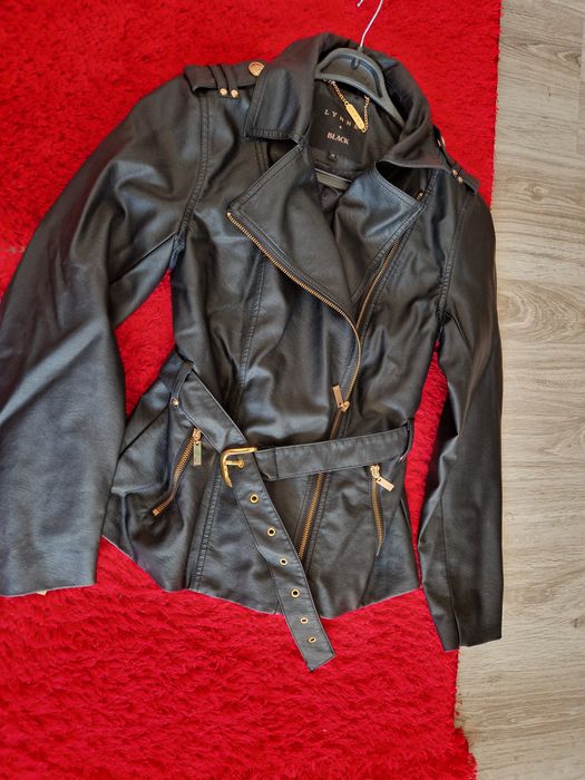 Lynne яке с кожен ефект