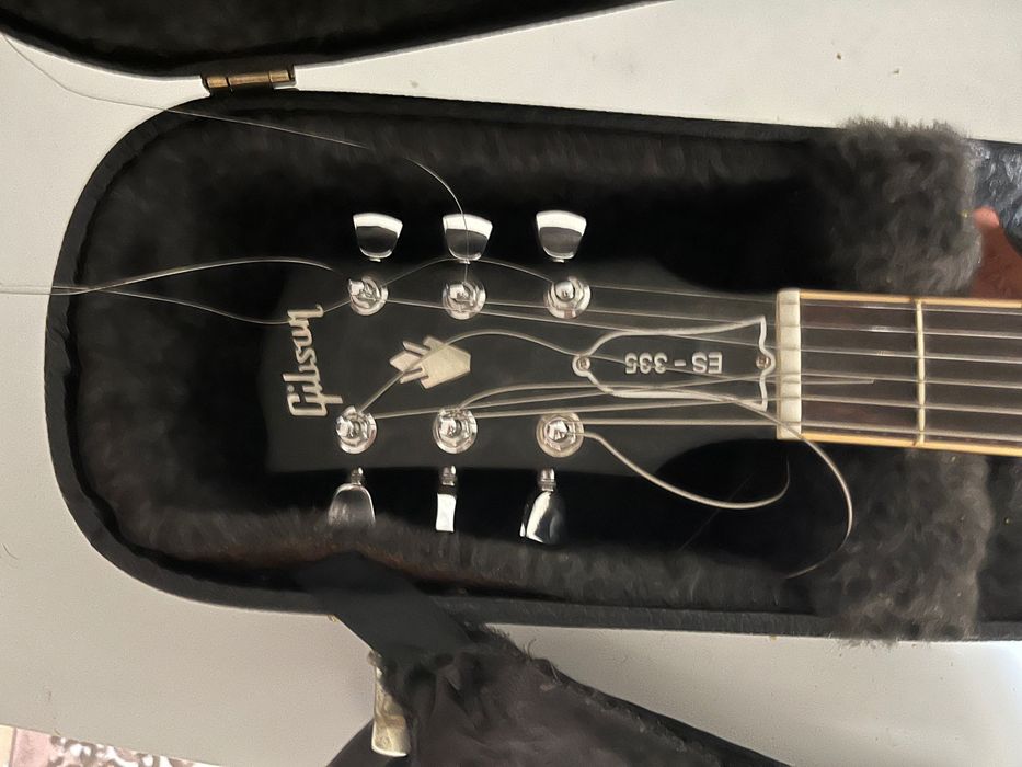 Гитара Gibson ES 335