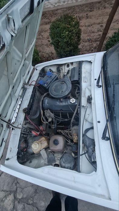 ПРОДАЕТСЯ ВАЗ 2107 - белый жигули