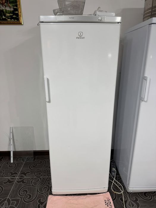 Морозильная камера INDESIT