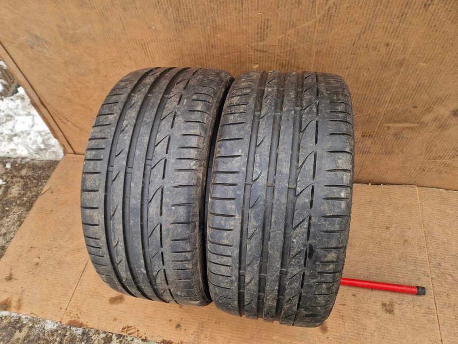 2 Bridgestone R18 245/35 Летни гуми Runflat  DOT4620