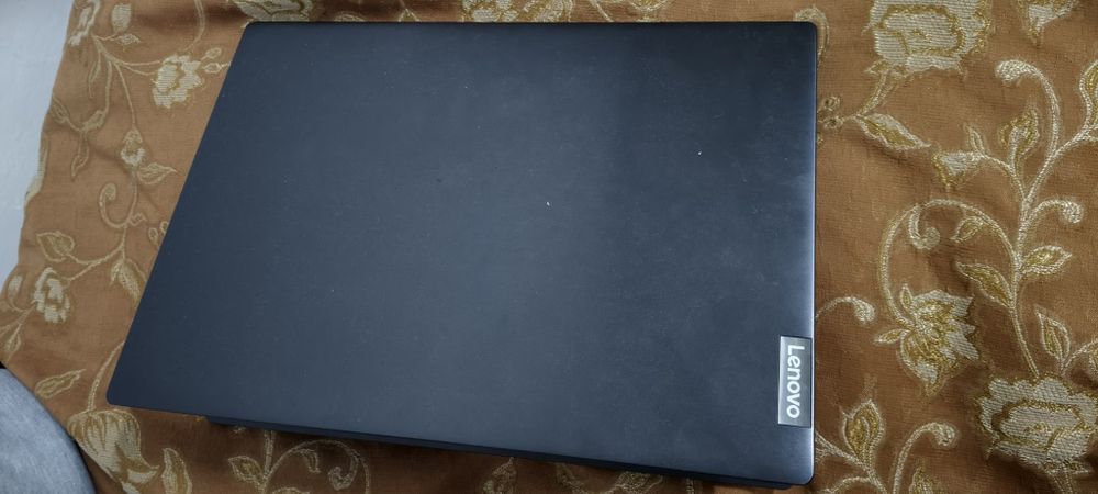 Lenovo ideaPad s145-14IKB Интересует Обмен