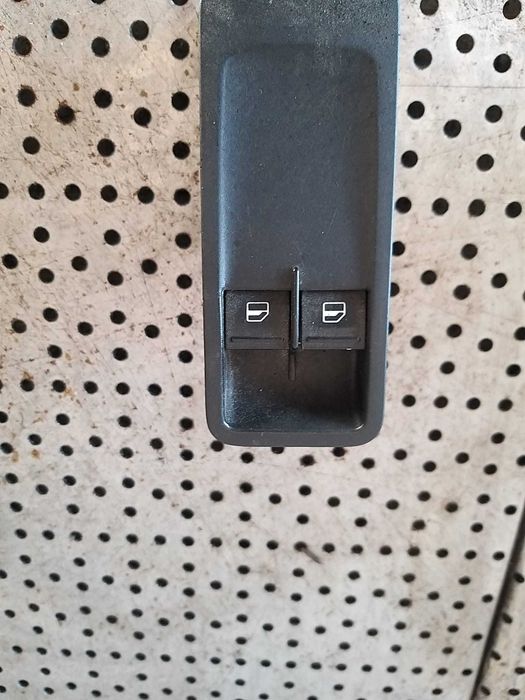 Butoane geamuri electrice stanga fata vw polo 6r 6r0867255j