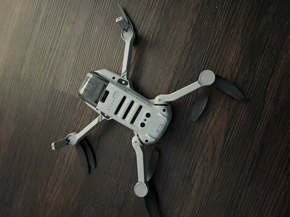 Drona DJI Mini 2 SE Fly More Combo 3 x Baterii
